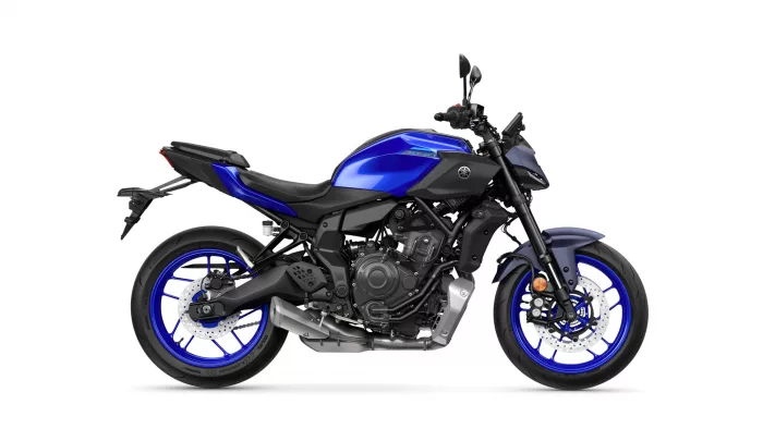 Blue Yamaha MT-07 motorcycle in side view with black frame and blue rims.